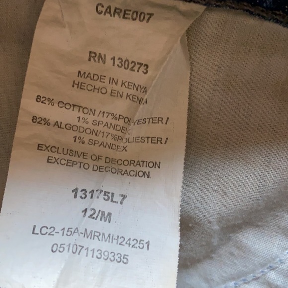 5/$25 Riders by Lee Jean Capris - Picture 9 of 9